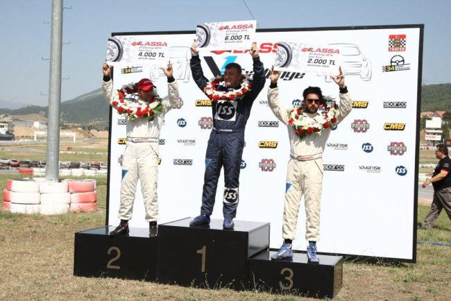 V1 CHALLANGE’IN İLK YARIŞINDA LİDER ISS PİLOTU BURAK ÇUKUROVA