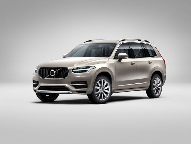 Yeni Volvo XC90 First Edition Serisi Online olarak ve Sadece 1927 Adet Satılacak