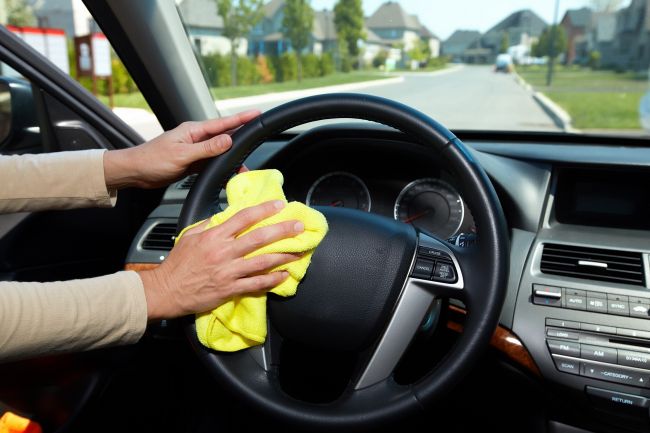 Kliksa,  otomobilleri üstün Alman teknolojisiyle  buluşturuyor.