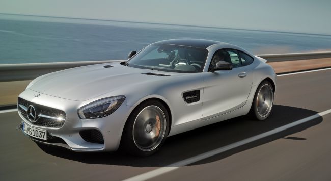Süper spor Mercedes-AMG GT dünyaya tanıtıldı