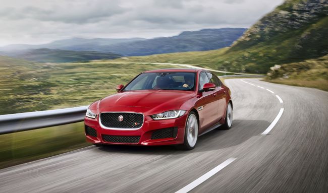 JAGUAR XE DÜNYA PRÖMİYERİ YAPILDI