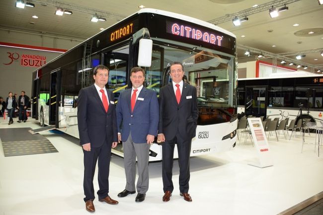 ANADOLU ISUZU 3O YILINI HANOVER’DE KUTLUYOR