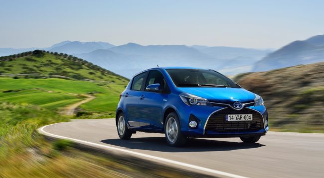 Yaris Hybrid’i Yakalayan Kazanıyor!