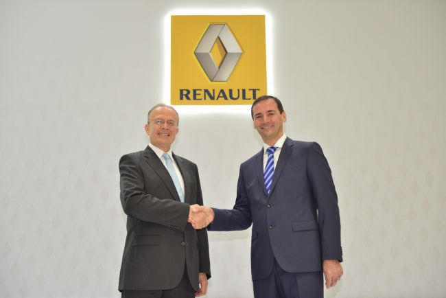 Renault Grubu 2014’de Binek + Hafif Ticari Pazarda Pazar Payı Rekorunu Kırdı
