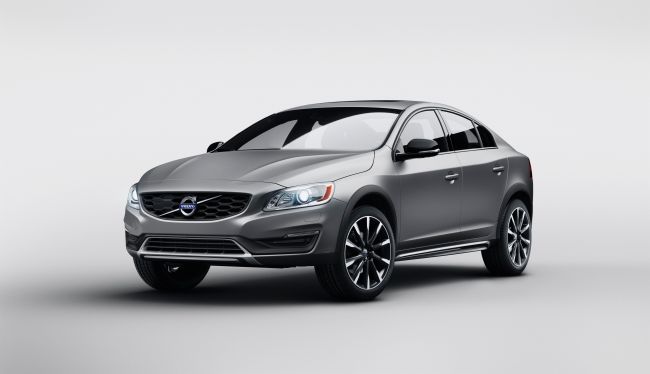 Volvo Cars, Cross Country markasını sedan dünyasına getiriyor
