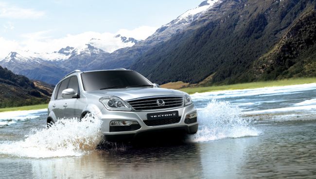 Rexton W ile zorlu hava ve yol koşullarında da konfor , rahatlık ve güvenliği hissedeceksiniz!