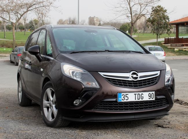 Yeni Opel Zafira Tourer 1.6 DTH 136 Hp Turbo Dizel Testi