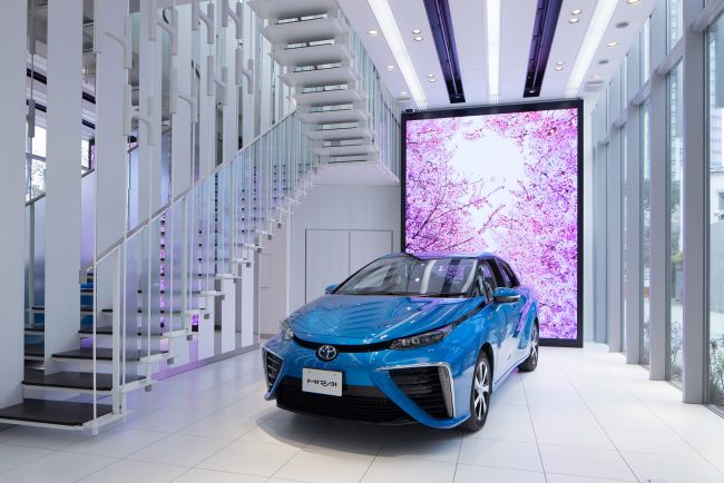 Toyota’dan Hidrojen Yakıt Hücreli Mirai için Özel Showroom