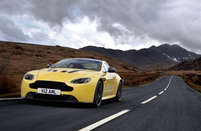 Aston Martin V12 Vantage S: En hızlı Vantage modeli
