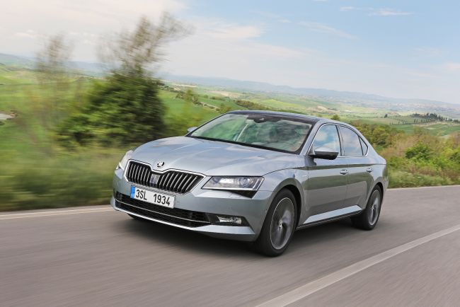 Yeni Skoda Superb’den  5 Yıldızlı Güvenlik
