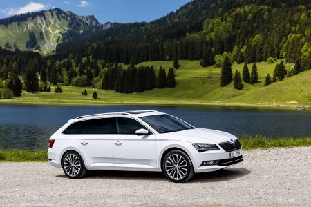Yeni Skoda Superb Combi Sınıfına Çok Şey Katacak