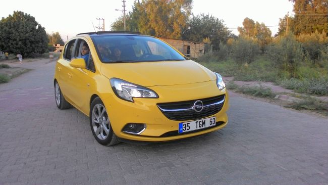 Opel Yeni Corsa 1.4 OTM Color Edition testi