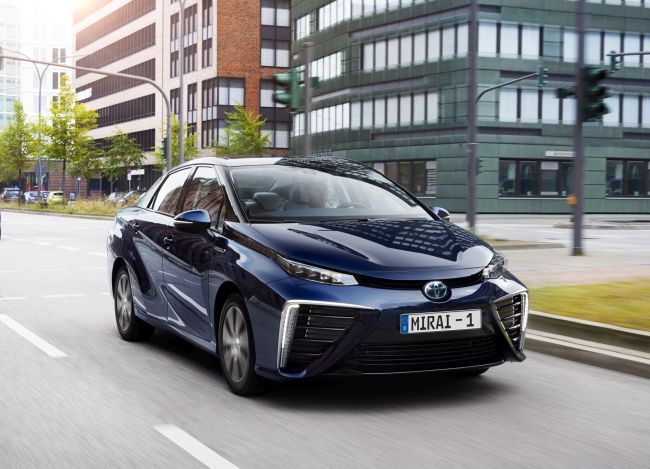 Toyota MIRAI Avrupa Yollarında