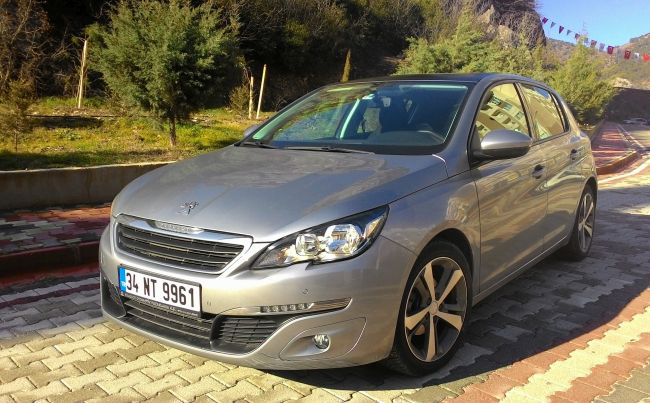 Peugeot 308 1.6 BlueHDi Active Testi
