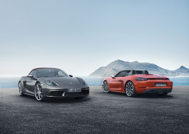 Yeni ortadan motorlu, dört silindirli roadster: Porsche 718 Boxster