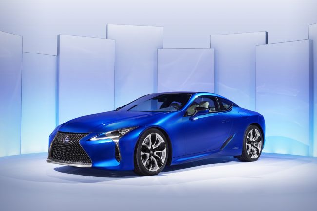 Lexus’un En Yenisi LC 500h: Sıra Dışı ve Performanslı Bir Hibrit