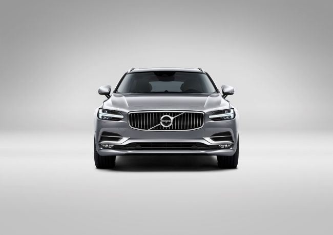 Volvo Cars’tan Stil Sahibi ve Çok Yönlü Estate Yeni V90