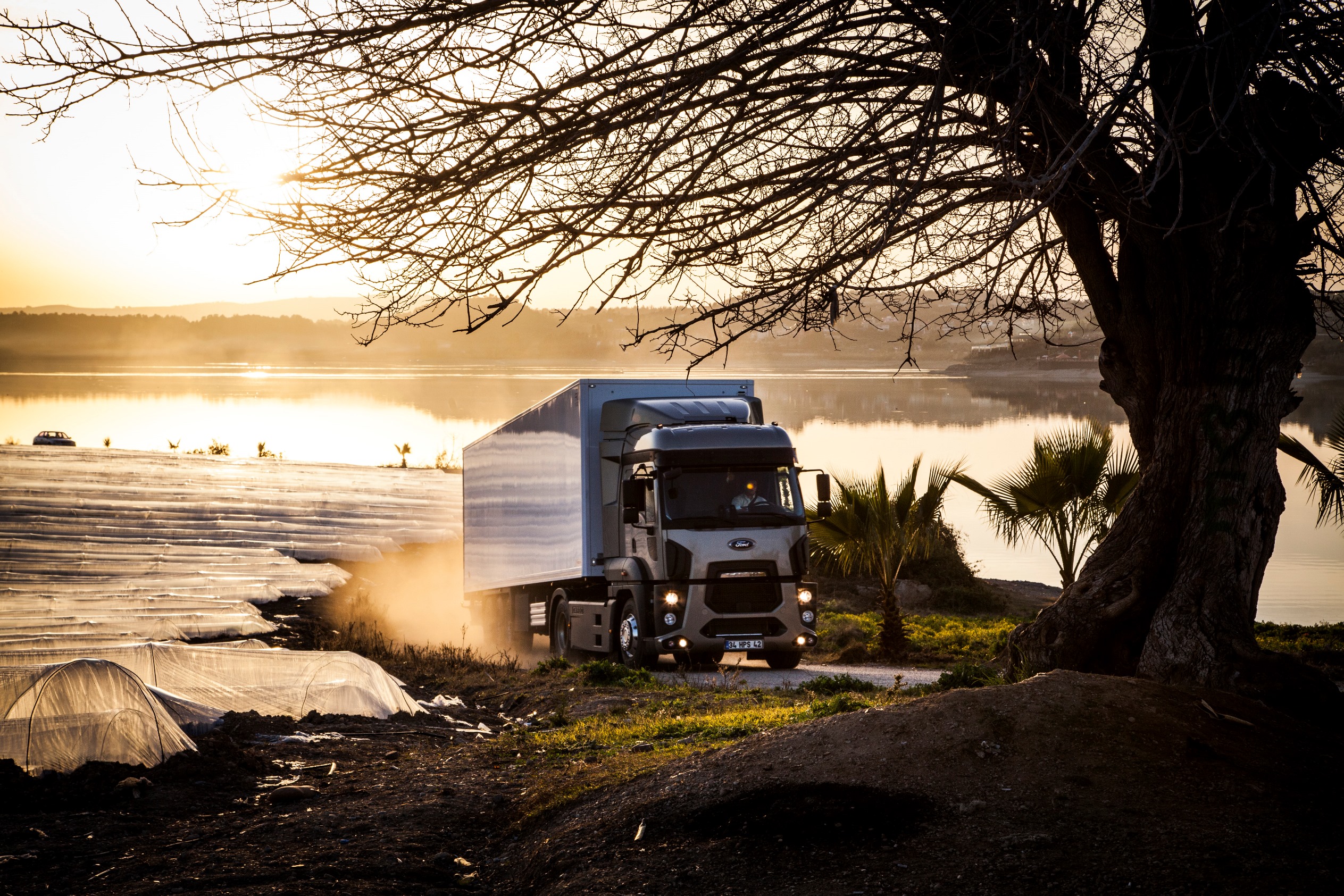 Ford Trucks ile her yükte birlikte