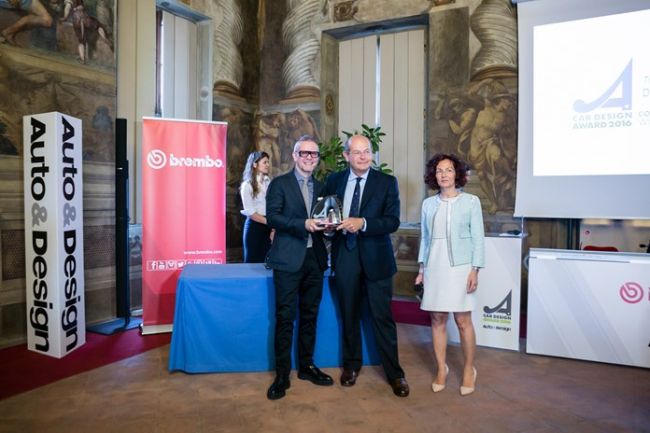 Mazda RX-Vision konsepti otomotiv tasarım ödülünü kazandı