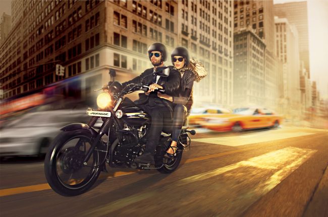 Bajaj Avenger Yola Çıkıyor