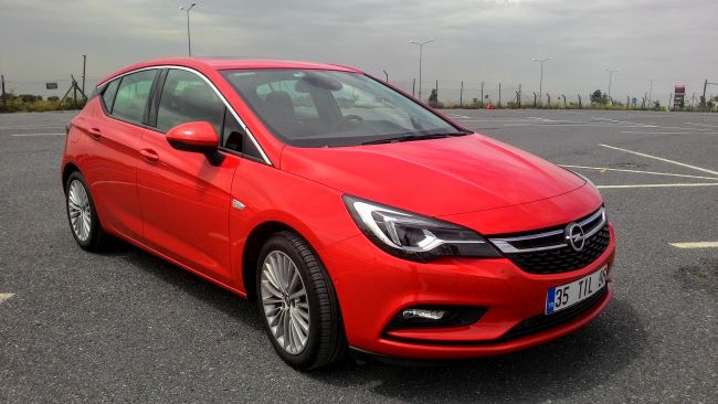 Opel Astra 1.6 CDTi Testi
