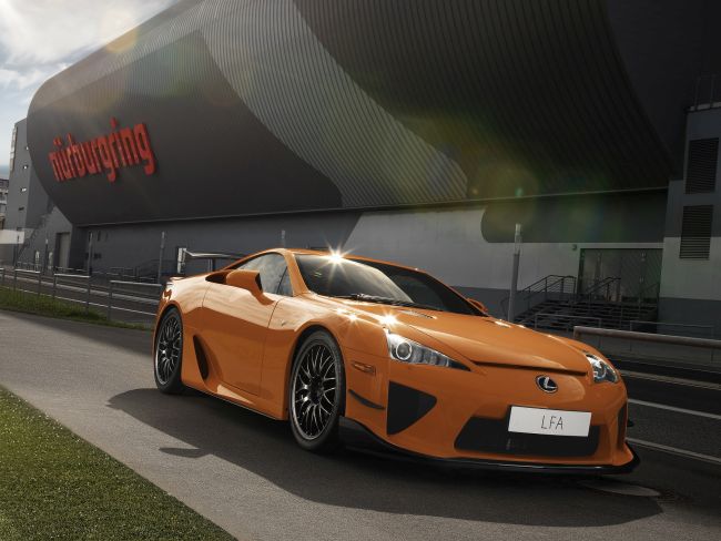 Akio Toyoda İmzaladı, Lexus LFA’nın değeri 7 Milyona Çıktı