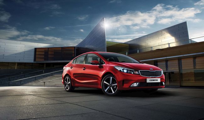 Yeni KIA Cerato, Cazip Fiyat Avantajlarıyla Yetkili Satıcılarda