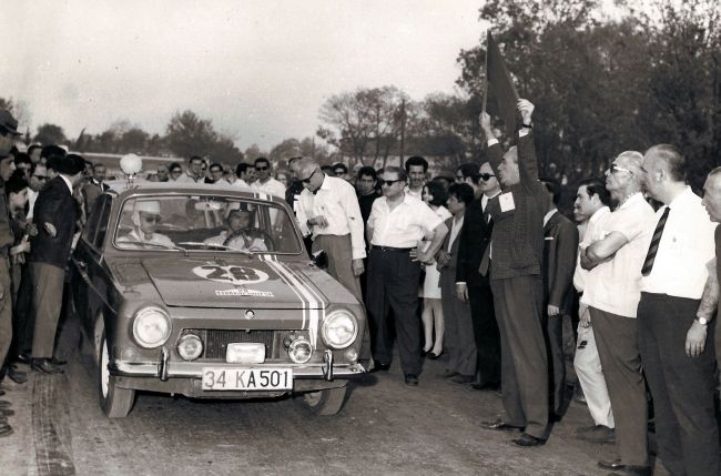 Anadol 50. yaşını kutluyor