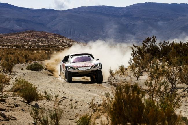 Peugeot 3008DKR  2017 Dakar’da fırtına gibi esiyor