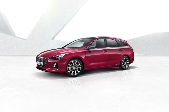 Ailelerin Yeni Göz Bebeği: Hyundai i30 Wagon