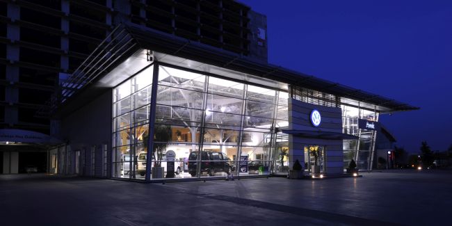 Avek Otomotiv, İstanbul Tekstilkent ve Çanakkale’den sonra üçüncü yatırımı olan Ümraniye Şubesi’ni Nisan 2017’de açıyor