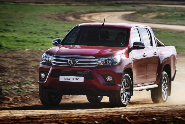 Toyota Hilux, Bu Kez Maceracı Ruhunu Kar Üstünde Gösterdi