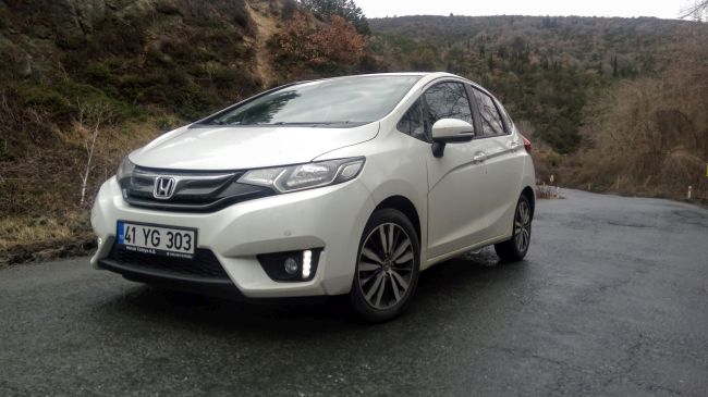 Honda Jazz 1.3L Düz Vites Elegance Testi