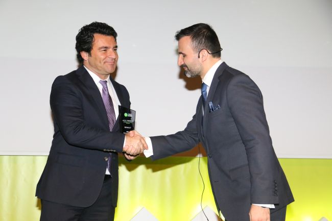 Renault  üç kez üst üste “En İyi Müşteri Deneyimi” ödülünü kazandı