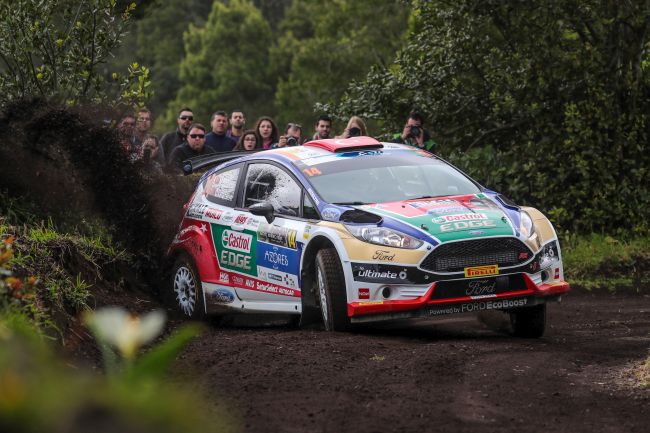 Castrol Ford Team Türkiye, Yunanistan’ın dünyaca ünlü Akropol Rallisi için vites büyüttü