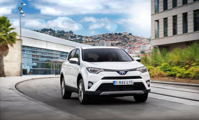 Yeni Toyota Rav4 Hybrid İle Düşük Tüketim Yüksek Performans