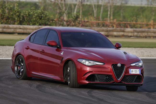 İngiltere’den Alfa Romeo Giulia’ya Ödül!