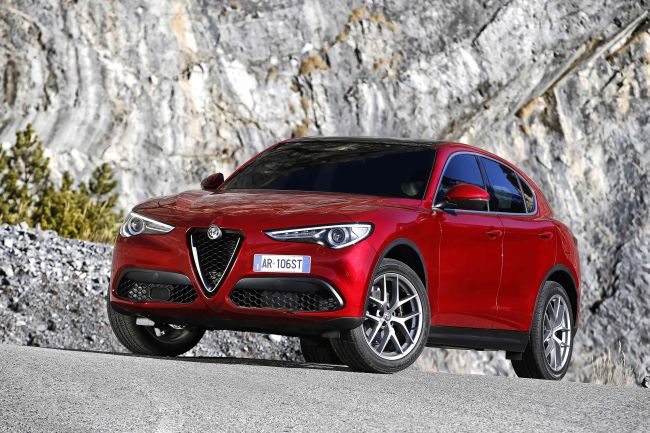 Alfa Romeo Stelvio’ya Euro NCAP’ten 5 Yıldız!