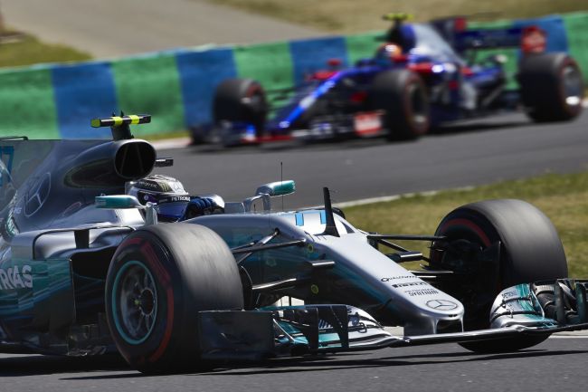Bottas üst üste beşinci kez podyumda, Mercedes AMG Petronas yine zirvede