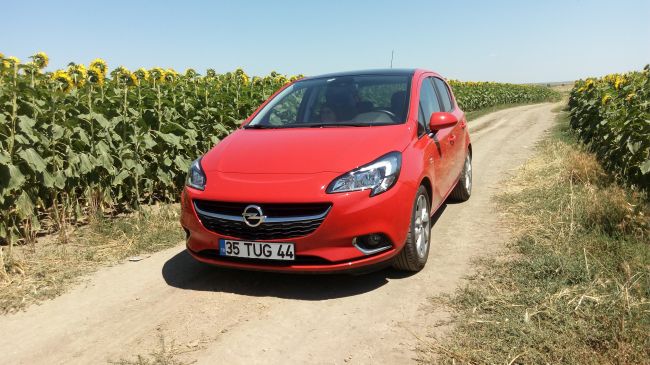 Yeni Opel Corsa 1.4 Color Edition Testi