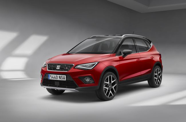 Yeni SEAT Arona: Şehirli Modern Karakter