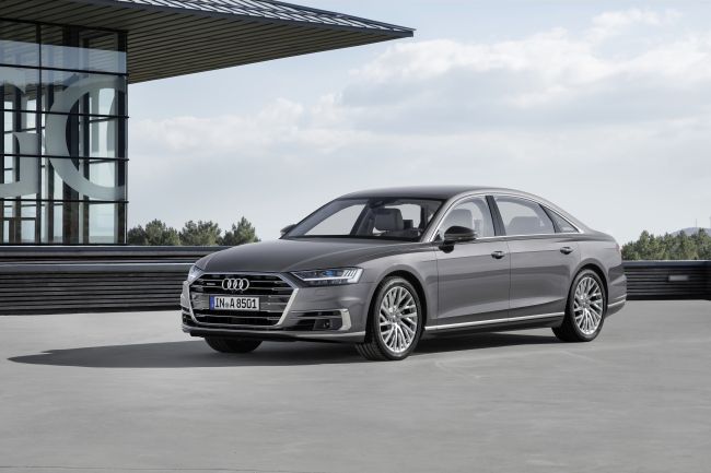 Lüks sınıf otomobilin geleceği Yeni Audi A8