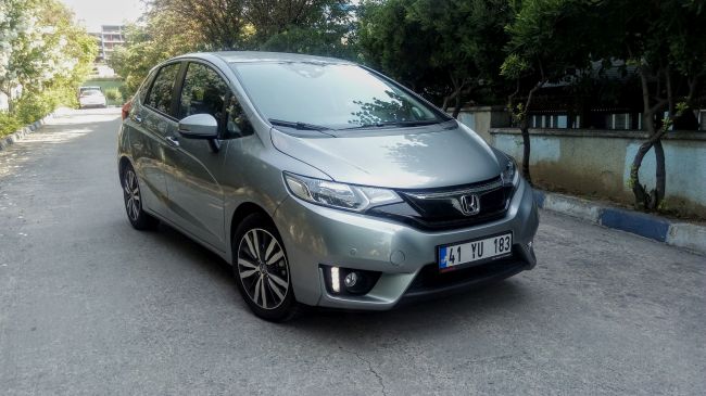 Honda Jazz 1.3 Elegance CVT Testi