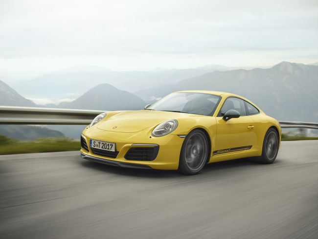 Porsche 911 ailesinin yeni üyesi “Carrera T”