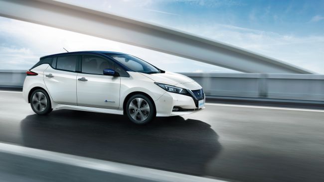 Yeni Nissan LEAF En İyi Küçük Aile Otomobili Seçildi