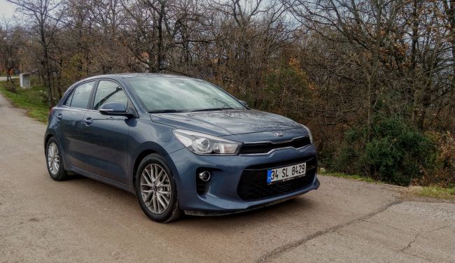 Kia Rio 1.4 WGT Concept Plus testi