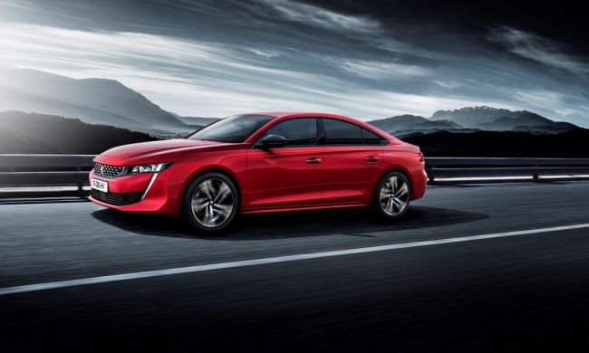 Peugeot, Cenevre’ye 3 dünya lansmanı ile damgasını vuracak