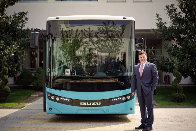 Yeni alçak tabanlı Isuzu Novociti Life, şehirlerin çözüm ortağı olacak