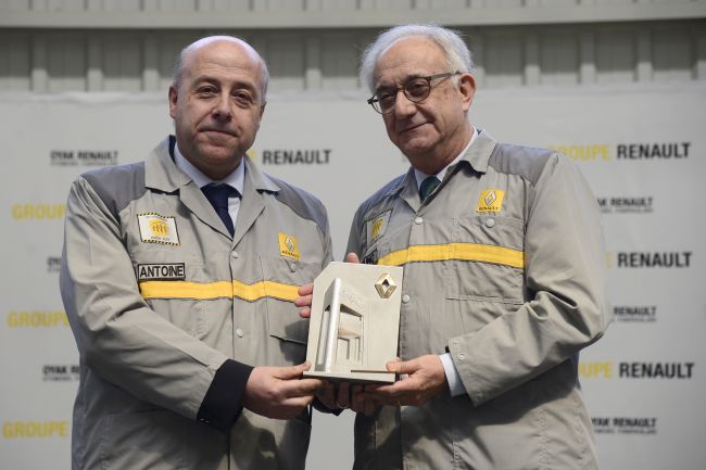 Oyak Renault üst yönetiminde bayrak değişimi