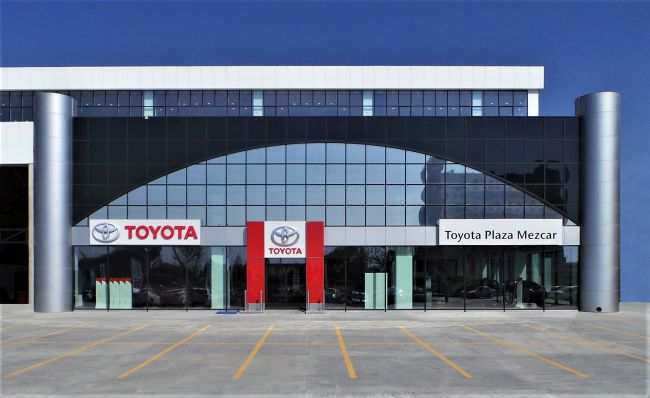 Toyota’nın Türkiye’deki 58’inci, İstanbul’da da 9’uncu plazası Esenyurt’ta açıldı.